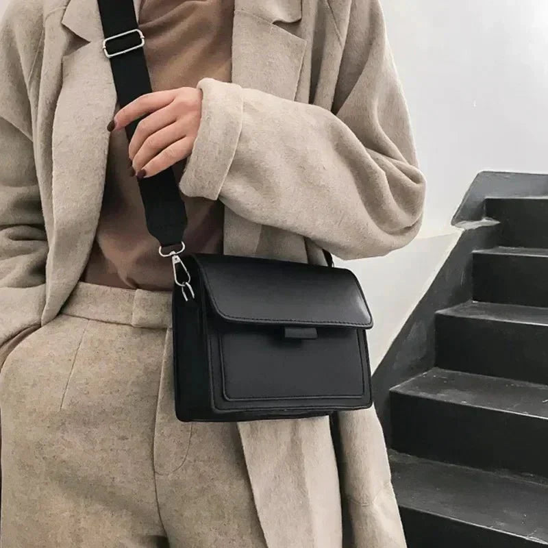 Kruistas - Mini Flip Tas met dikke band voor vrouwen-Hallo Susanne