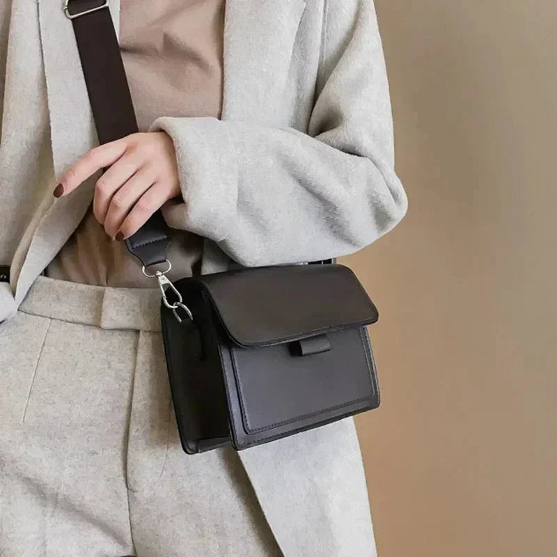 Kruistas - Mini Flip Tas met dikke band voor vrouwen-Hallo Susanne