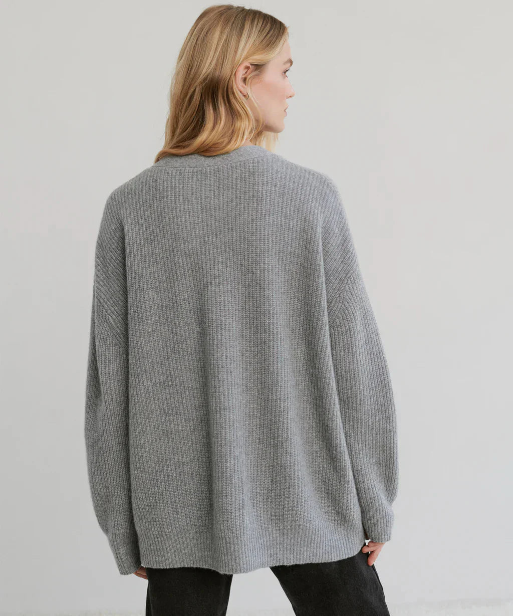 Oversized Vest - Damesvest met knoopsluiting en V-hals gebreid kasjmier-Hallo Susanne