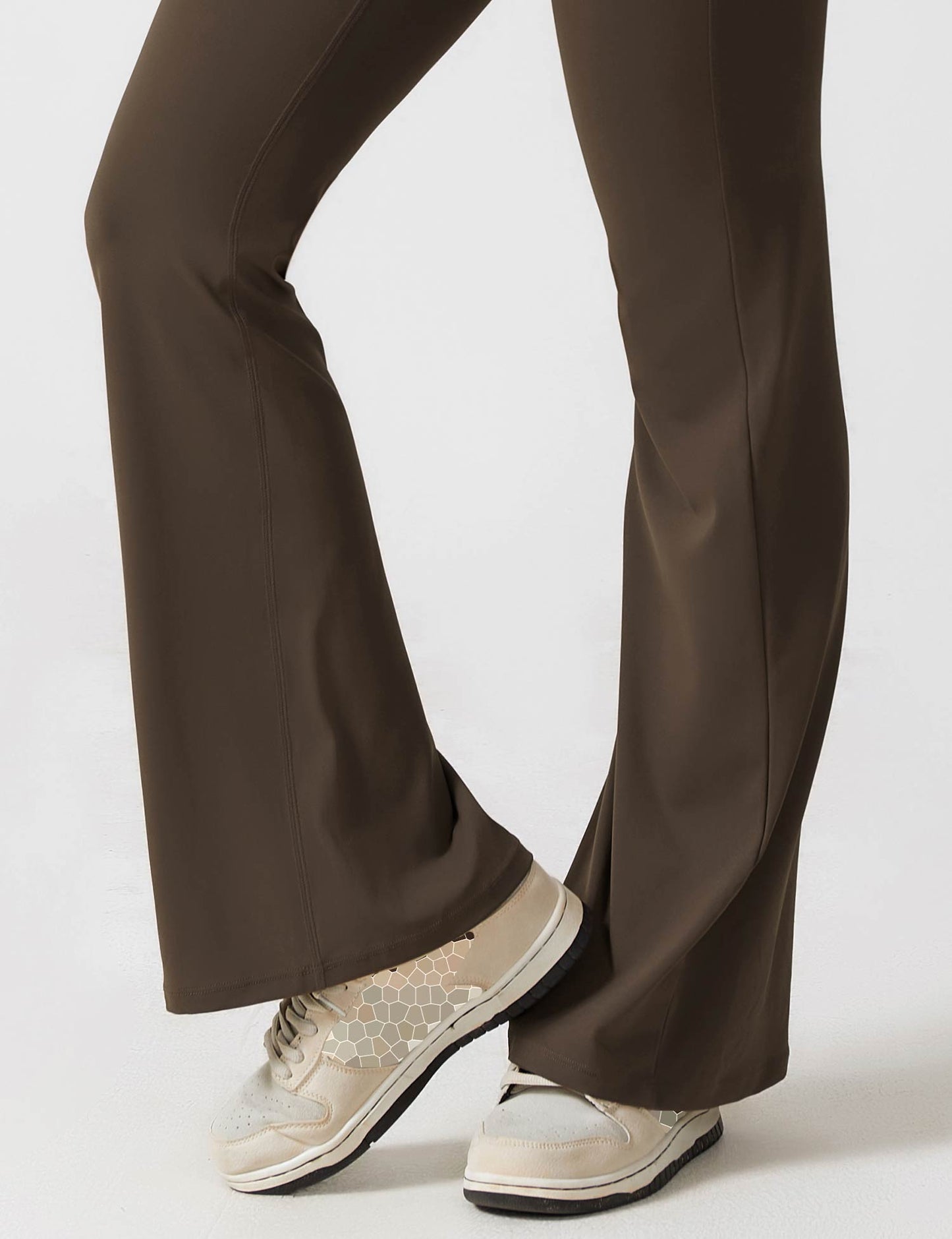 Trainings jumpsuit - Mouwloos uitlopende jumpsuit met Scrunch bips voor dames-Hallo Susanne