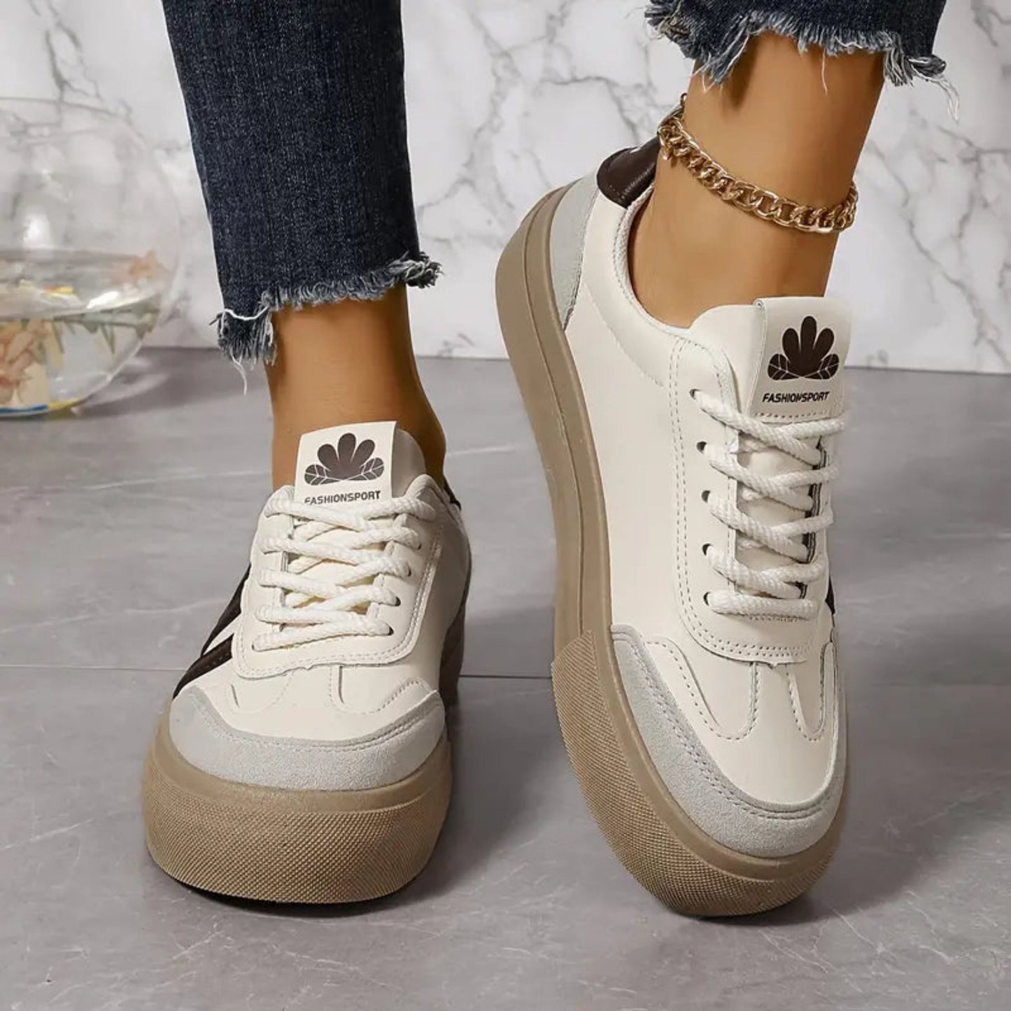Dames Sneakers | 3 strepen | Vetersluiting | Witte sneakers | Damesschoenen-Hallo Susanne