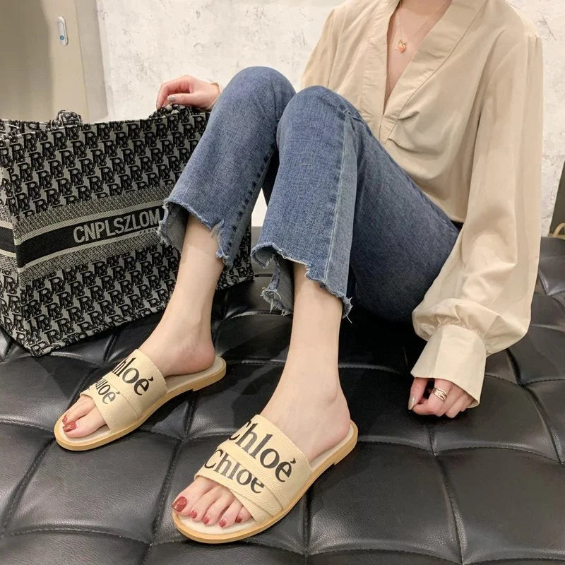 Damesslippers - Mode - Flats - Slip-On Sandalen - Damesslippers-Hallo Susanne
