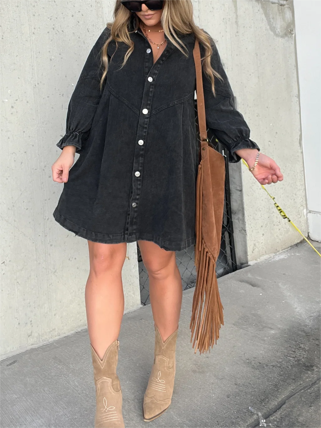 Denim jurk - Lange mouwen - Losse pasvorm - Mini denim jurk - Overhemdjurk-Hallo Susanne