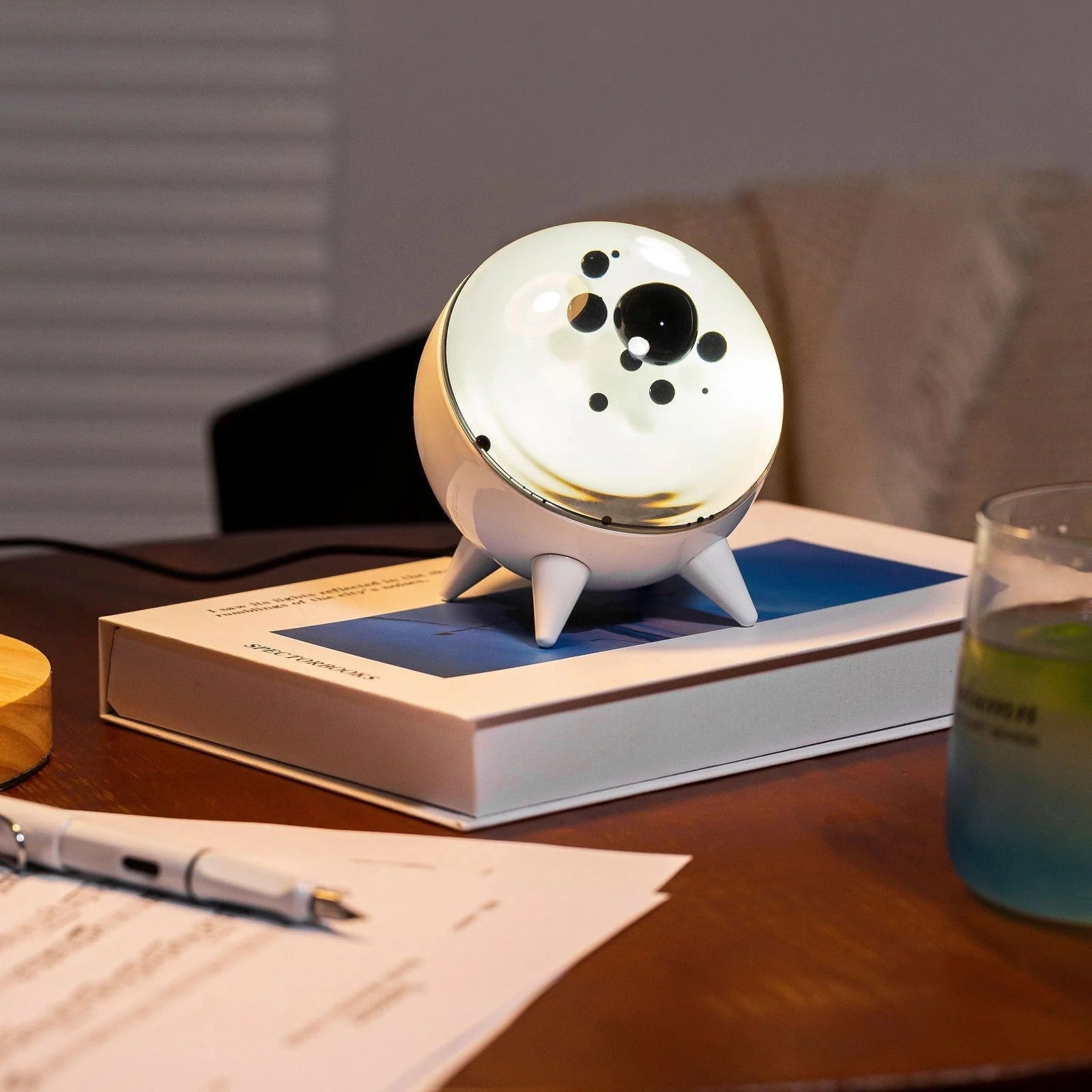 Ferromagnetische Vloeistof Luidspreker - Oplaadbaar - Tafellamp - Ferrofluid Lamp - Lavalamp-Hallo Susanne