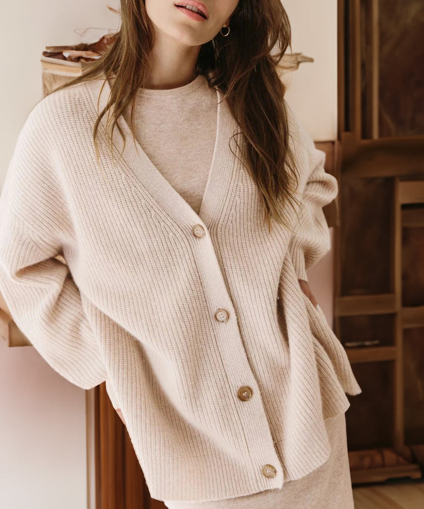 Gebreid vest | Oversized | V-hals | Kasjmier vest | Damesvest-Hallo Susanne