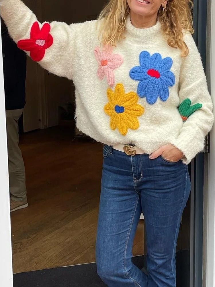 Gebreide trui - Trui met hoge hals en witte bloemen-Hallo Susanne