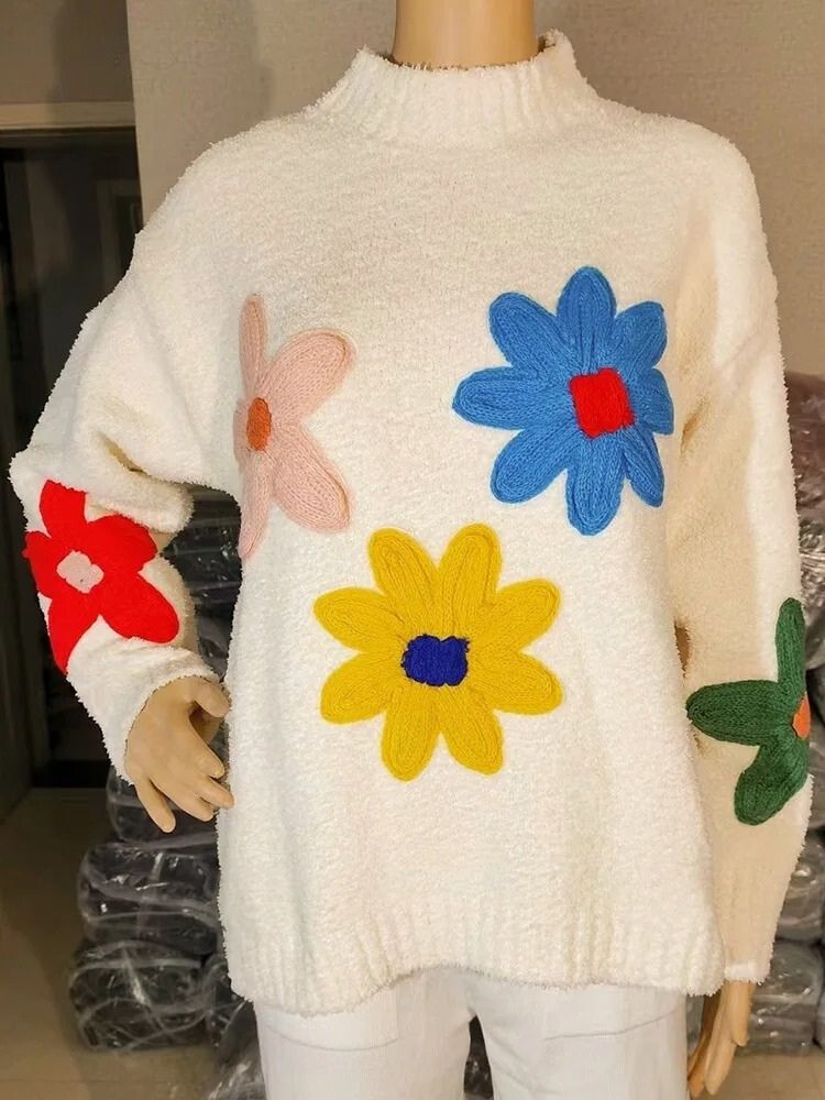 Gebreide trui - Trui met hoge hals en witte bloemen-Hallo Susanne