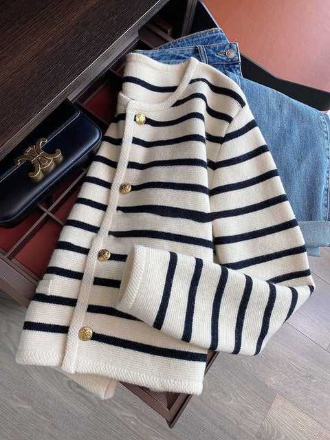Gestreepte Vest | Losse pasvorm | Ronde hals | Vest met knopen | Damesbreigoed-Hallo Susanne