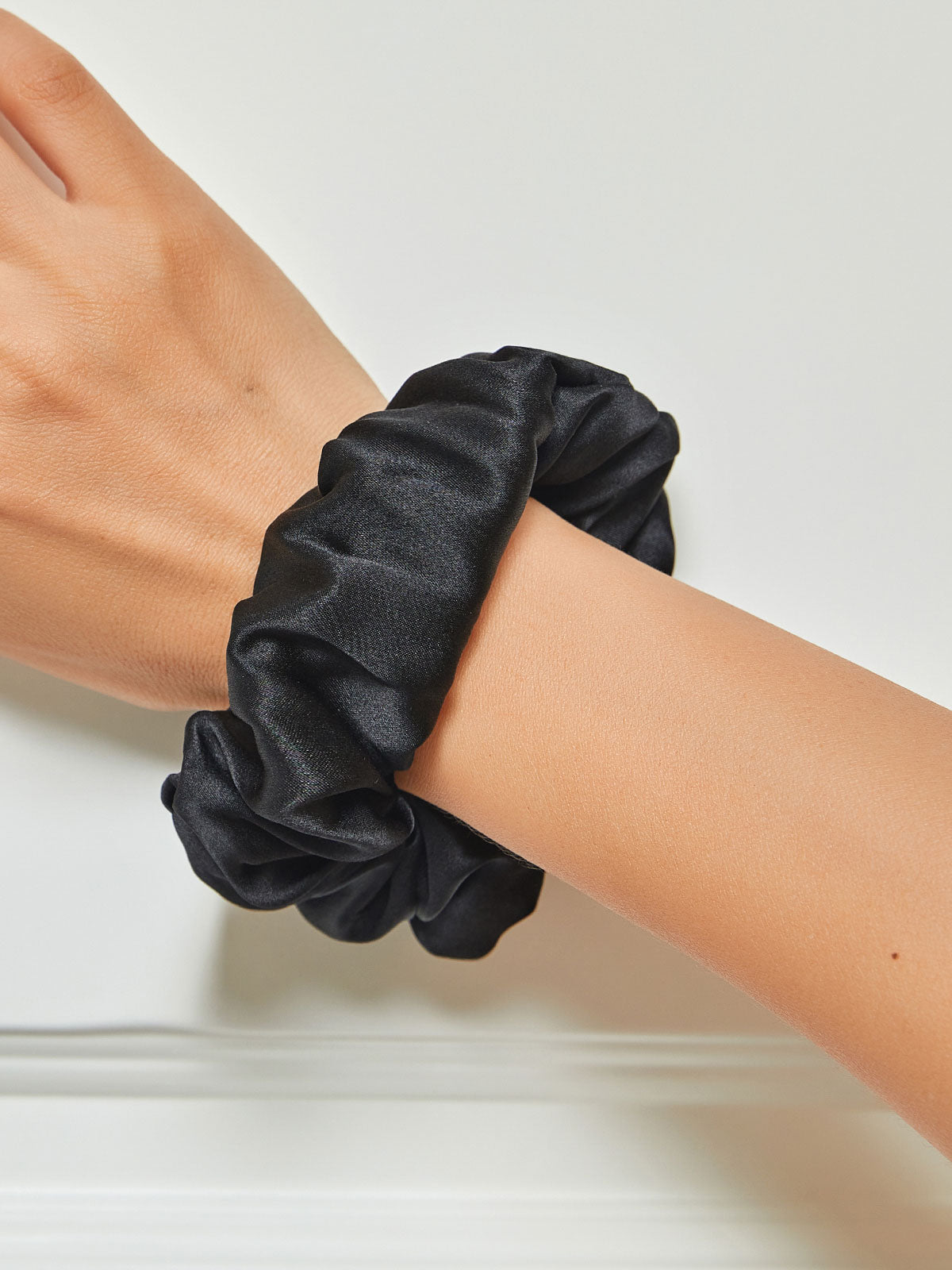 Haar Scrunchie | Groot | Satijn | Zijden Scrunchie | Zijden Haarbanden-Hallo Susanne
