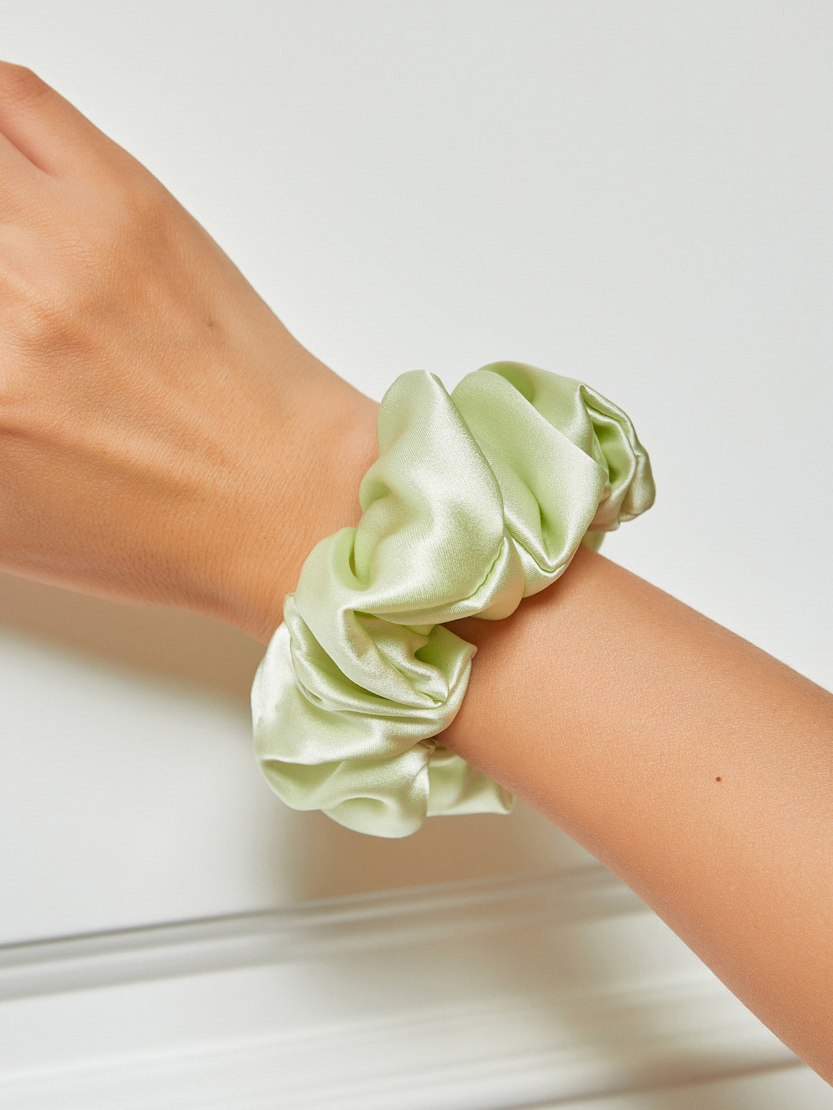 Haar Scrunchie | Groot | Satijn | Zijden Scrunchie | Zijden Haarbanden-Hallo Susanne