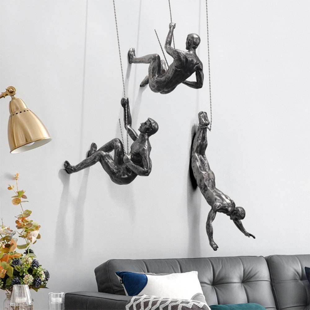 Klimmende Man Wandkunst | Hangend | Metaal | Wanddecoratie voor Woonkamer | Wanddecoratie-Hallo Susanne