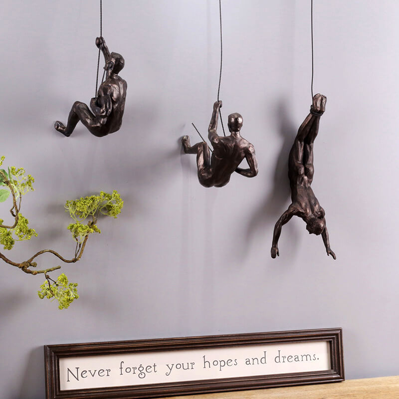 Klimmende Man Wandkunst | Hangend | Metaal | Wanddecoratie voor Woonkamer | Wanddecoratie-Hallo Susanne
