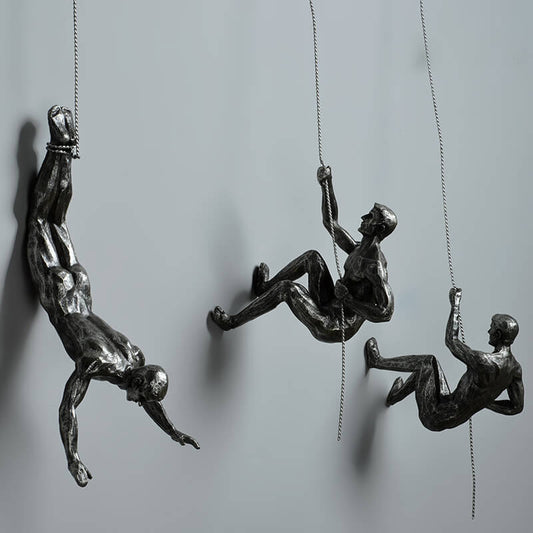 Klimmende Man Wandkunst | Hangend | Metaal | Wanddecoratie voor Woonkamer | Wanddecoratie-Hallo Susanne
