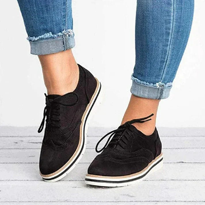 Leren Schoenen - Vrouwenmode Vrijetijdsschoenen met veters Sneakers-Hallo Susanne