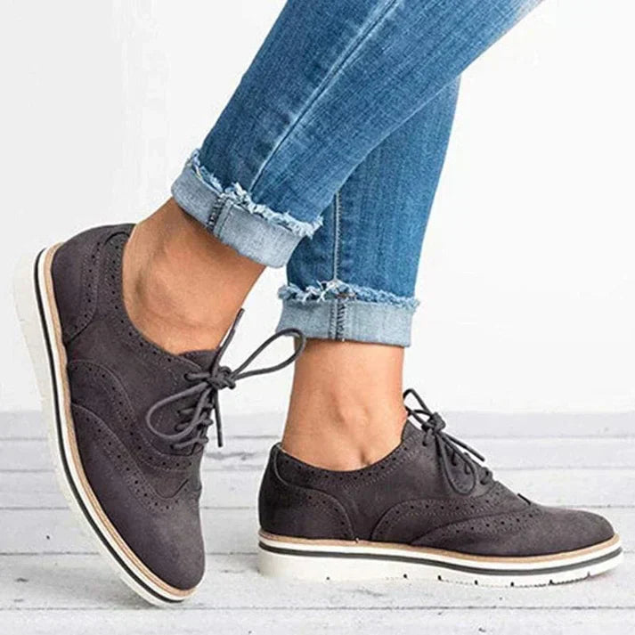 Leren Schoenen - Vrouwenmode Vrijetijdsschoenen met veters Sneakers-Hallo Susanne
