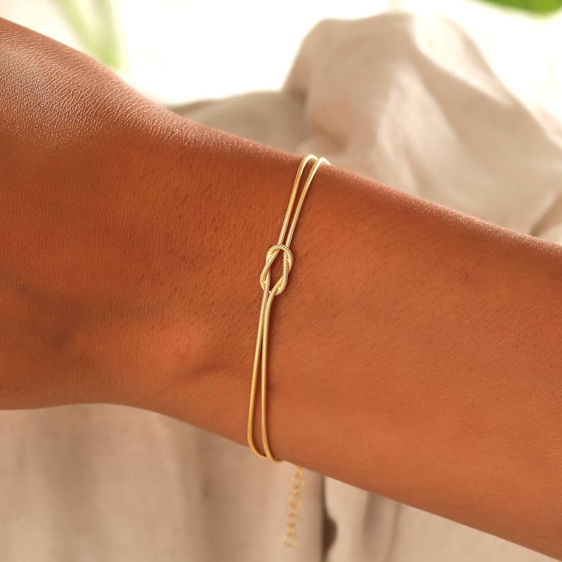Liefdesknoop Armband | verstelbaar | minimalistisch | gouden armband | damesarmband-Hallo Susanne