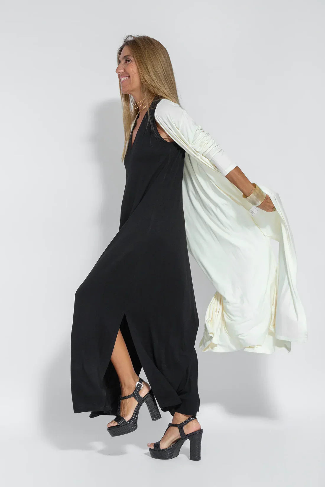 Maxi-jurk - Damesjurk met V-hals en lang vest, tweedelige set-Hallo Susanne
