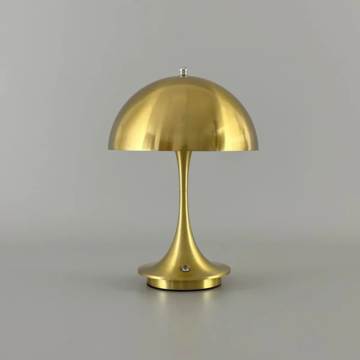 Oplaadbare Lamp | Nachtkastje | Woonkamer | Dimbare Lamp | Tafellamp-Hallo Susanne