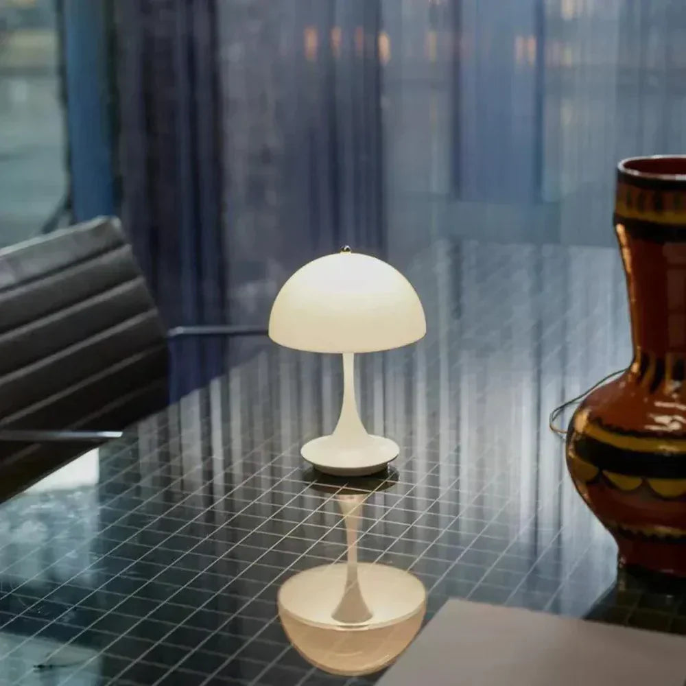 Oplaadbare Lamp | Nachtkastje | Woonkamer | Dimbare Lamp | Tafellamp-Hallo Susanne