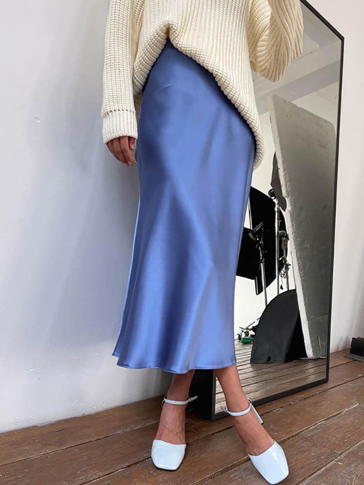 Sandra Satijn Rok | Elegante satijnen midi rok is een must-have voor dit seizoen.-Hallo Susanne