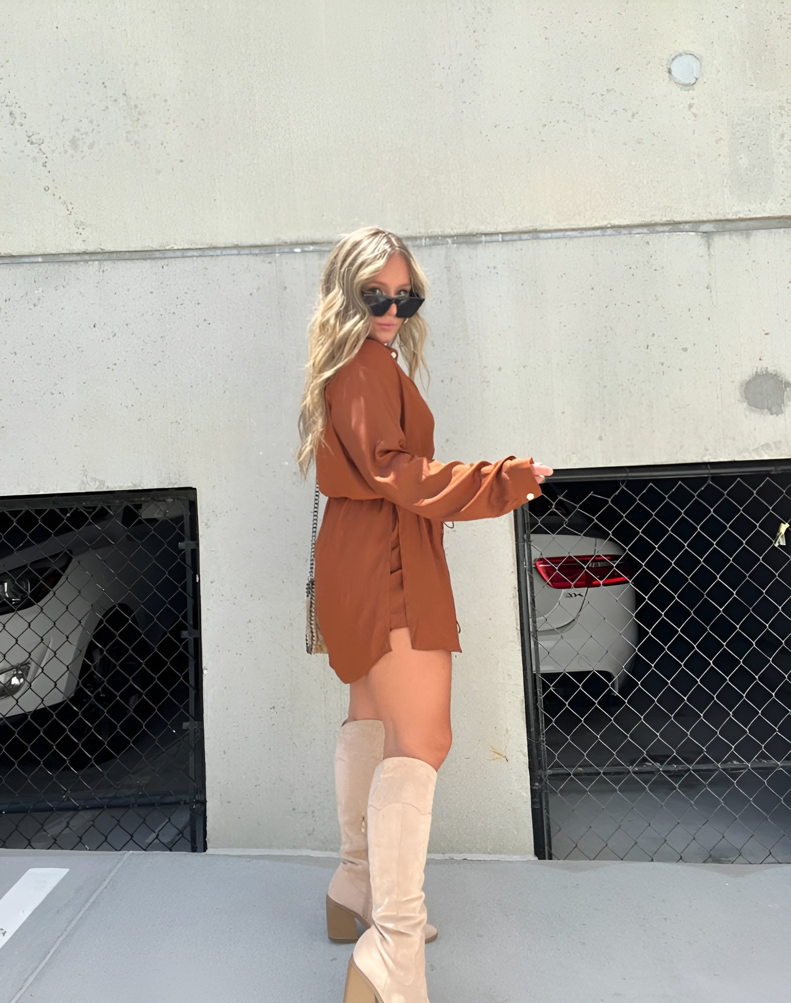 Shirtjurk | Mini | Knoopsluiting | Jurk met lange mouwen | Satijnen jurk-Hallo Susanne