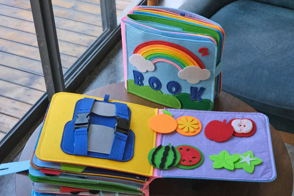 Viltboek | Peuter | Interactief | Zintuiglijk boek | Kinderboek-Hallo Susanne