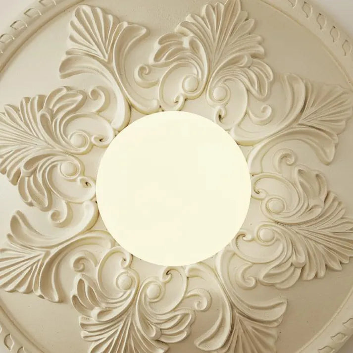 Wandlamp - Ronde gegraveerde wandlamp in warme creme voor in de woonkamer-Hallo Susanne