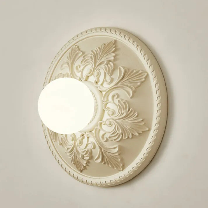 Wandlamp - Ronde gegraveerde wandlamp in warme creme voor in de woonkamer-Hallo Susanne
