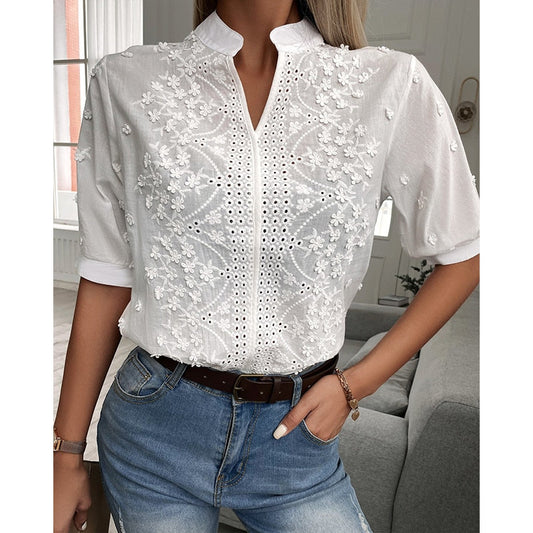 Weiße Bluse – Kurzarm – Lochmuster – Sommeroberteile für Damen – Damenbluse-Hallo Susanne